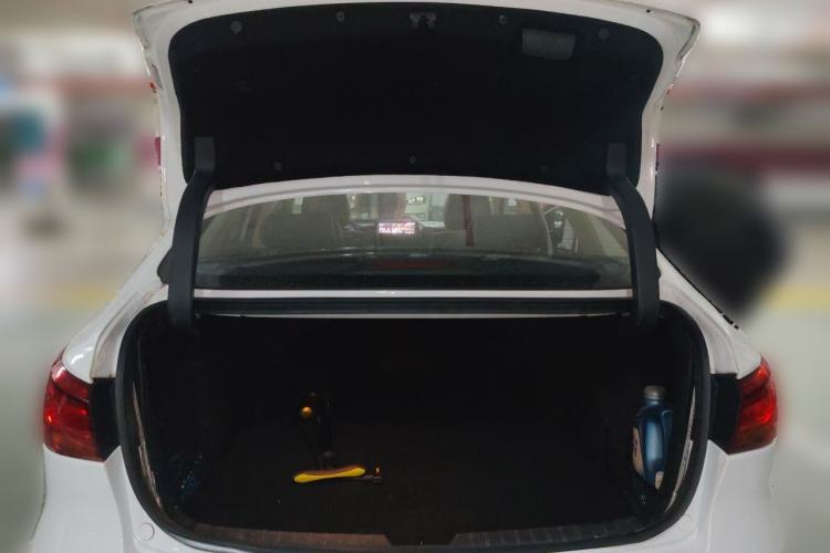 Used CHANGAN Raeton CC 2018 1.5T Automatic Zhiya Model China V Standard Trunk