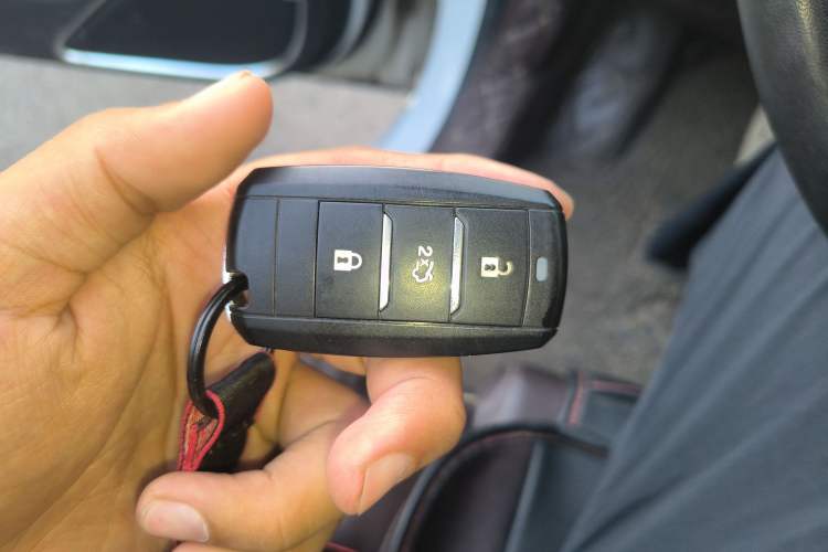 Used CHANGAN Raeton CC 2018 1.5T Automatic Haoya Model China V Standard Vehicle Key