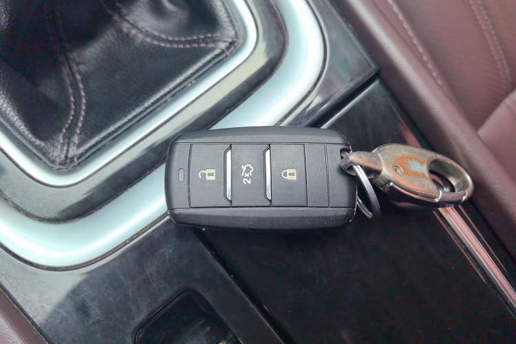 Used CHANGAN Raeton CC 2018 1.5T Manual Elegant Starry Edition China V Standard Vehicle Key