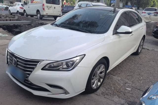 Used CHANGAN Raeton CC 2018 1.5T Manual Elegant Starry Edition China V Standard
