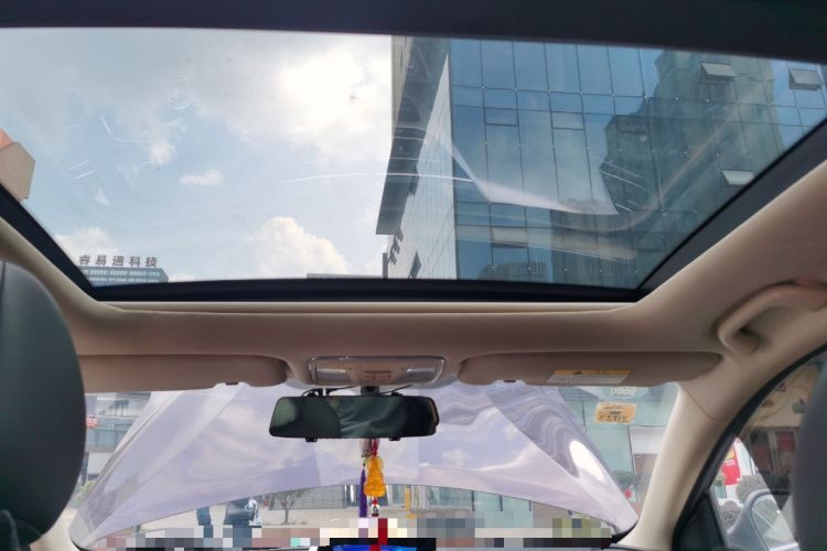 Used CHANGAN Raeton CC 2019 1.5T Automatic Elegant Starry Edition China VI Standard Headliner