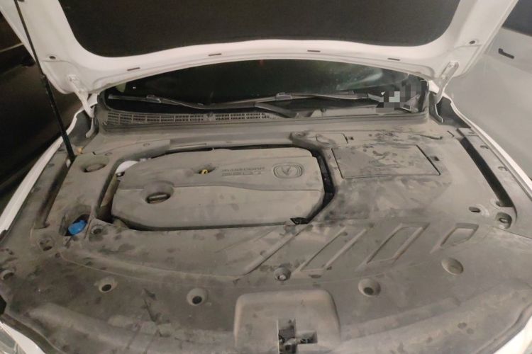 Used CHANGAN Raeton CC 2019 1.5T Automatic Zhiya Model China VI Standard Engine Bay
