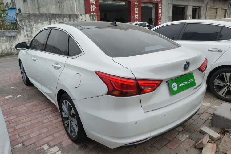 Used CHANGAN Raeton CC 2019 1.5T Automatic Haoya Edition Guangmang Model China VI Standard Exterior 3