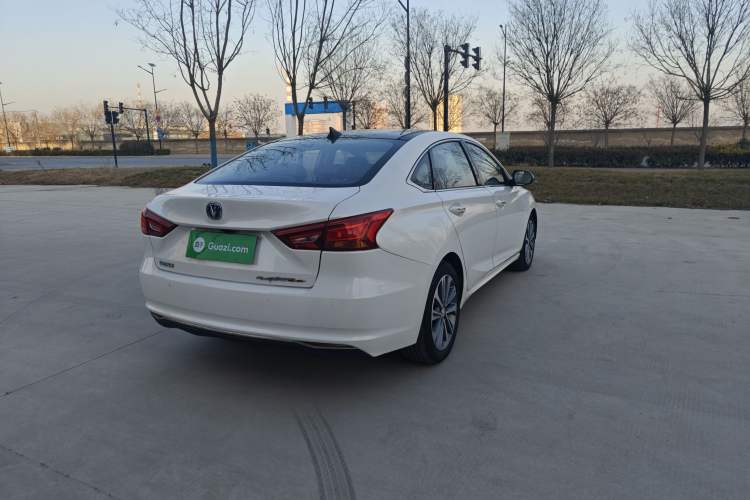 Used CHANGAN Raeton CC 2019 1.5T Automatic Haoya Edition Guangmang Model China VI Standard Exterior 5
