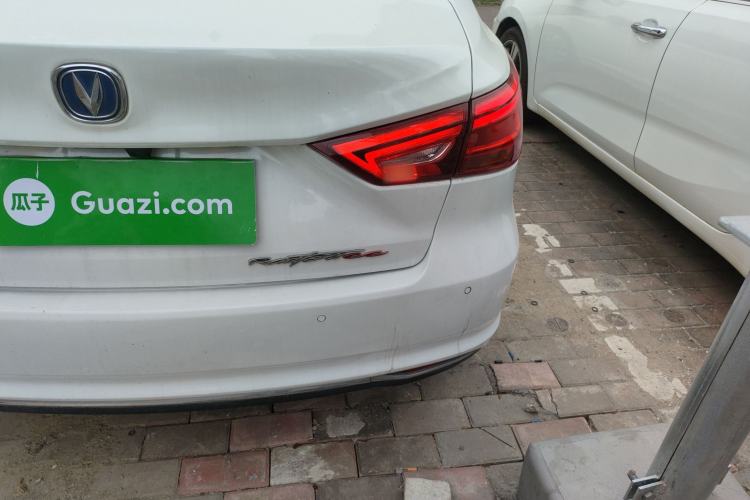Used CHANGAN Raeton CC 2019 1.5T Automatic Haoya Edition Guangmang Model China VI Standard Exterior 6
