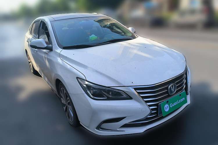 Used CHANGAN Raeton CC 2019 1.5T Automatic Haoya Edition Guangmang Model China VI Standard Front Right 45 Deg