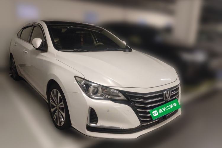 Used CHANGAN Raeton CC 2019 1.5T Automatic Zhiya Model China VI Standard Front Right 45 Deg
