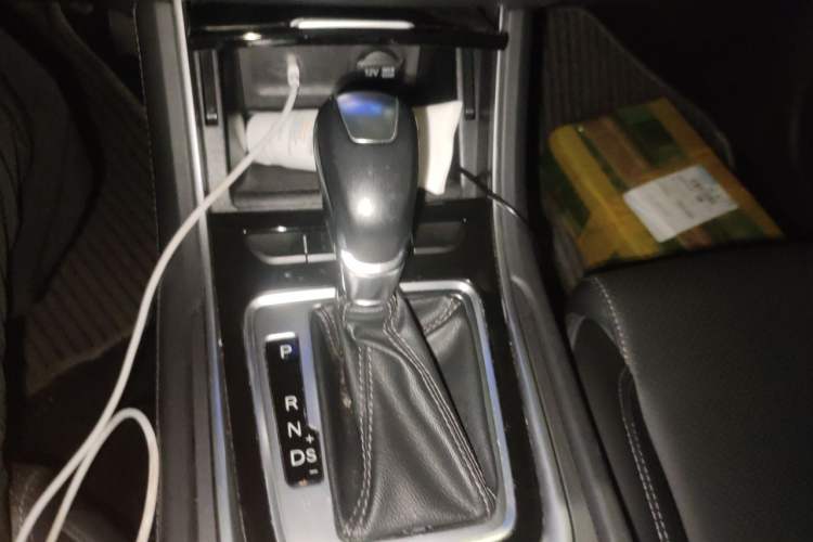 Used CHANGAN Raeton CC 2019 1.5T Automatic Zhiya Model China VI Standard Gear Lever