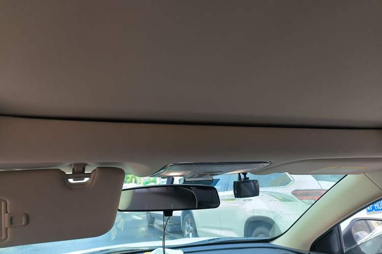 Used CHANGAN Raeton CC 2019 1.5T Automatic Haoya Edition Guangmang Model China VI Standard Headliner