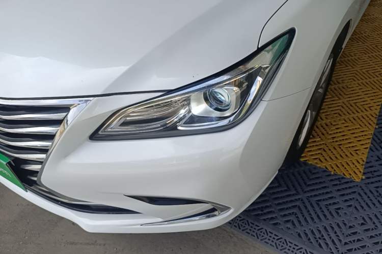 Used CHANGAN Raeton CC 2019 1.5T Automatic Elegant Starry Edition China VI Standard Left Front Headlight