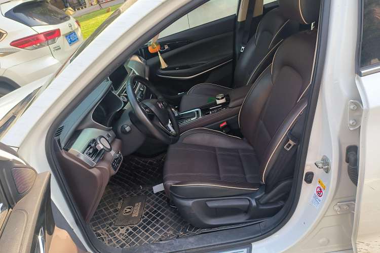 Used CHANGAN Raeton CC 2019 1.5T Automatic Haoya Edition Guangmang Model China VI Standard Left Front Seat