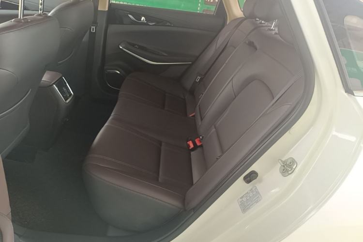 Used CHANGAN Raeton CC 2019 1.5T Automatic Elegant Starry Edition China VI Standard Left Rear Seat