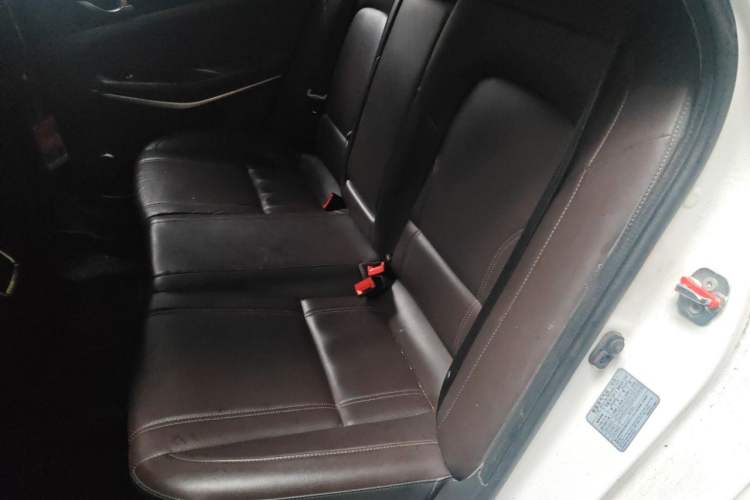 Used CHANGAN Raeton CC 2019 1.5T Automatic Elegant Starry Edition China VI Standard Left Rear Seat
