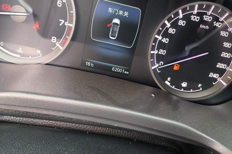 Used CHANGAN Raeton CC 2019 1.5T Automatic Haoya Edition Guangmang Model China VI Standard Odometer Close Up