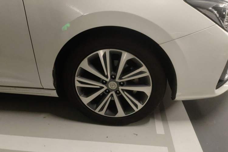 Used CHANGAN Raeton CC 2019 1.5T Automatic Zhiya Model China VI Standard Right Front Wheel Hub