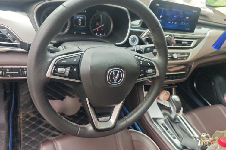 Used CHANGAN Raeton CC 2019 1.5T Automatic Haoya Edition Guangmang Model China VI Standard Steering Wheel