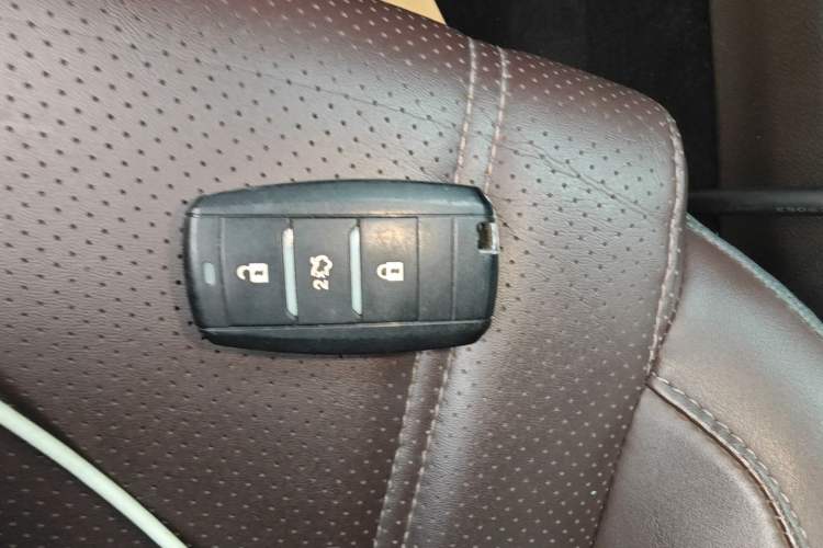 Used CHANGAN Raeton CC 2019 1.5T Manual Elegant Starry Edition China VI Standard Vehicle Key