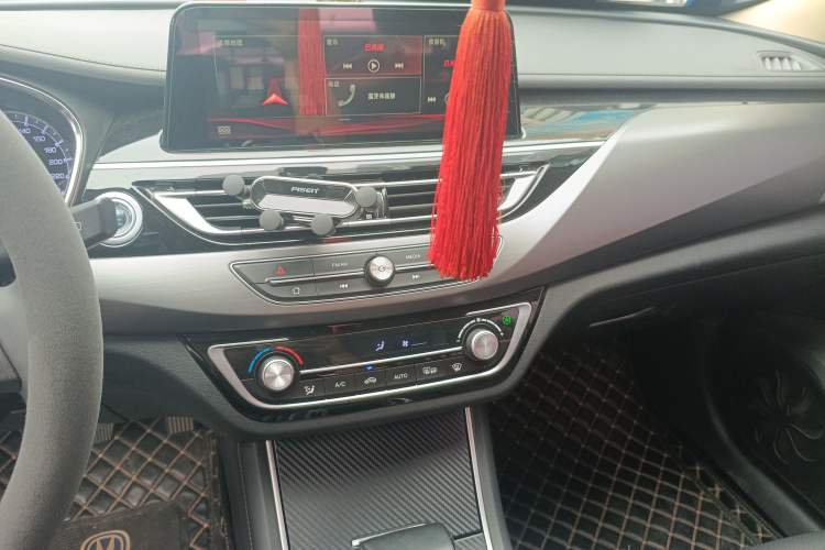 Used CHANGAN Ruicheng CC 2021 Blue Whale Edition 1.5T DCT Luxury Model Audio And AC Panel