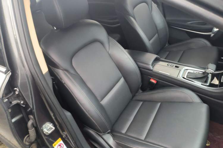 Used CHANGAN Ruicheng CC 2021 Blue Whale Edition 1.5T DCT Luxury Model Right Front Seat