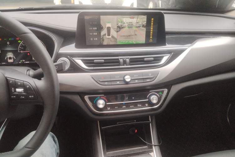 Used CHANGAN Ruicheng CC 2021 Blue Whale Edition 1.5T DCT Prestige Model Audio And AC Panel