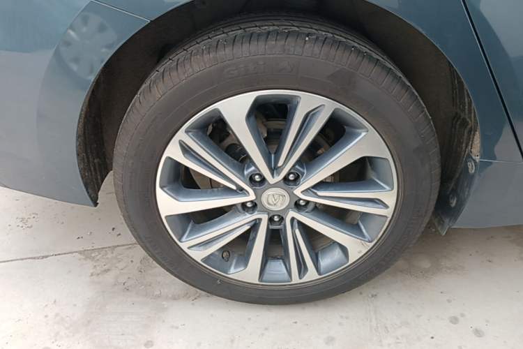Used CHANGAN Ruicheng CC 2020 1.5T Automatic Chao Rui Trim Right Rear Wheel Hub