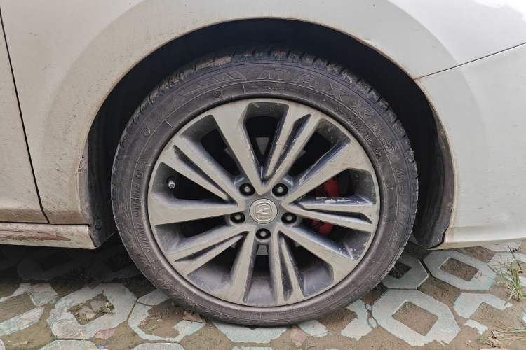 Used CHANGAN Ruicheng CC 2020 1.5T Automatic Chao Rui Trim Right Front Wheel Hub