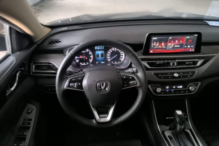 Used CHANGAN Ruicheng CC 2020 1.5T Automatic Xuanrui Model Interior 2