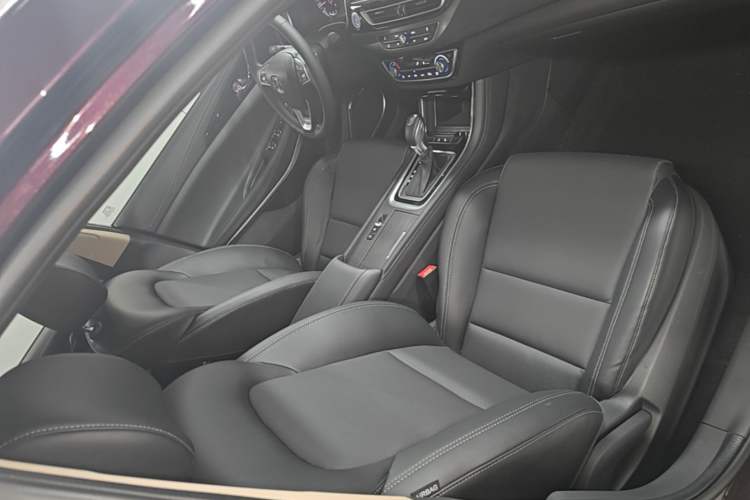 Used CHANGAN Ruicheng CC 2020 1.5T Automatic Chao Rui Trim Right Front Seat