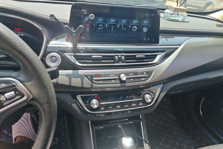 Used CHANGAN Ruicheng CC 2020 1.5T Automatic Cool & Sharp Model Audio And AC Panel