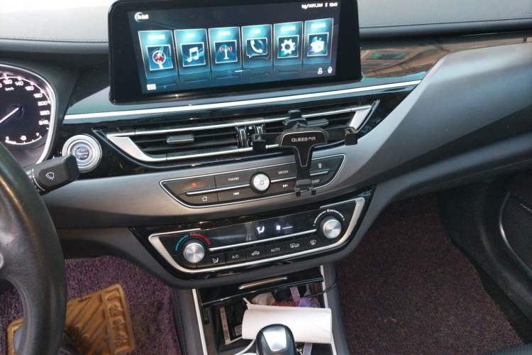 Used CHANGAN Ruicheng CC 2020 1.5T Automatic Xuanrui Model Audio And AC Panel