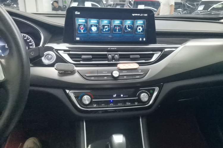 Used CHANGAN Ruicheng CC 2020 1.5T Automatic Cool & Sharp Model Audio And AC Panel