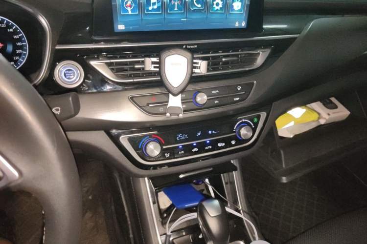 Used CHANGAN Ruicheng CC 2020 1.5T Automatic Cool & Sharp Model Audio And AC Panel