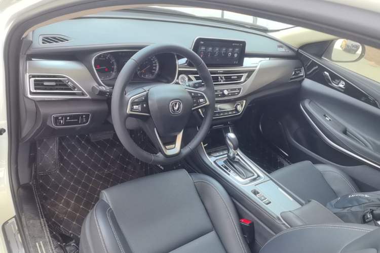 Used CHANGAN Ruicheng CC 2020 1.5T Automatic Chao Rui Trim Center Console