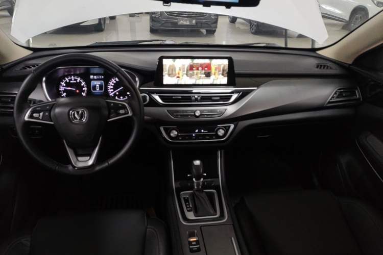 Used CHANGAN Ruicheng CC 2020 1.5T Automatic Chao Rui Trim Center Console
