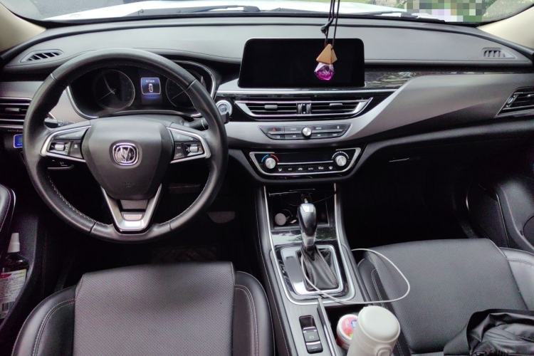 Used CHANGAN Ruicheng CC 2020 1.5T Automatic Xuanrui Model Center Console
