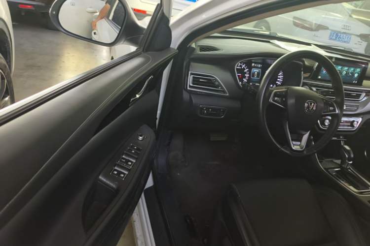 Used CHANGAN Ruicheng CC 2020 1.5T Automatic Xuanrui Model Driver Seat