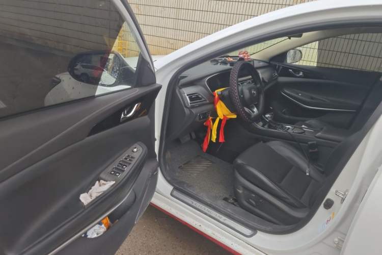 Used CHANGAN Ruicheng CC 2020 1.5T Automatic Xuanrui Model Driver Seat