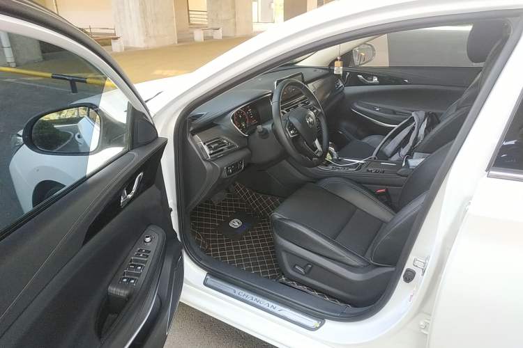 Used CHANGAN Ruicheng CC 2020 1.5T Automatic Cool & Sharp Model Driver Seat