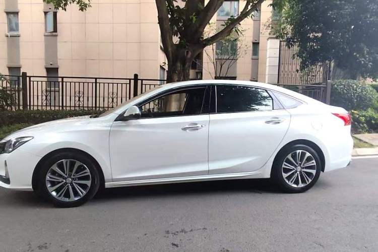 Used CHANGAN Ruicheng CC 2020 1.5T Automatic Chao Rui Trim Exterior 1