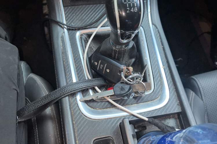 Used CHANGAN Ruicheng CC 2020 1.5T Manual Xuanrui Model Gear Lever
