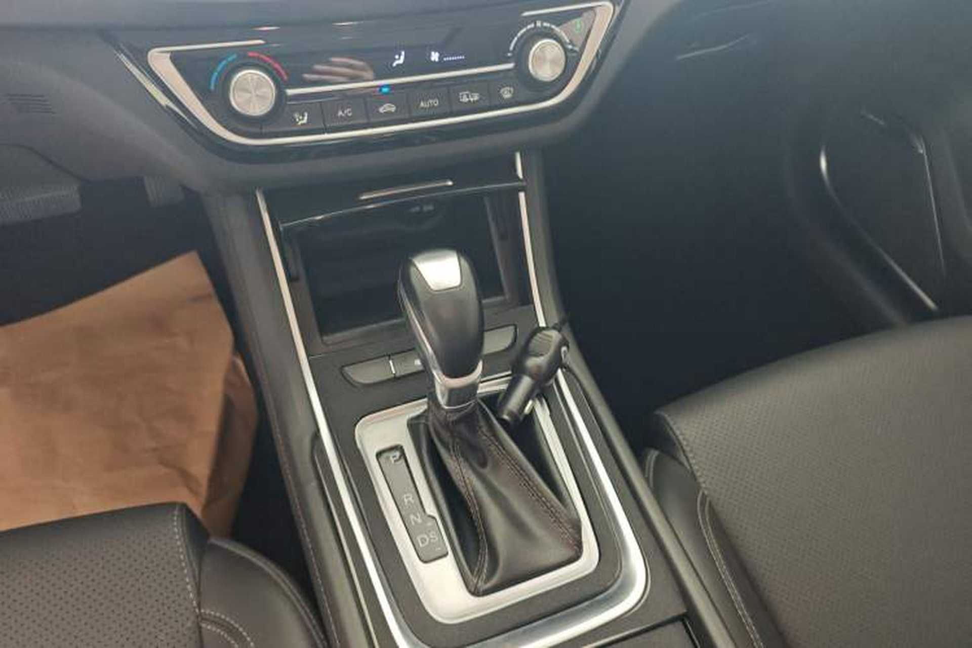 Used CHANGAN Ruicheng CC 2020 1.5T Automatic Chao Rui Trim Gear Lever