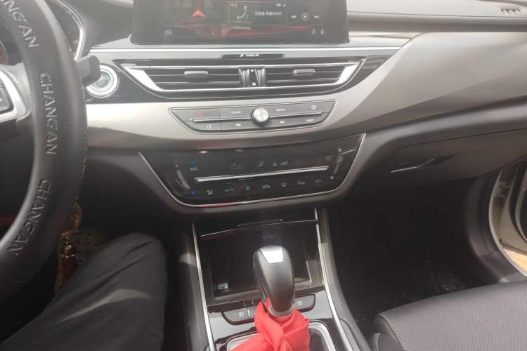 Used CHANGAN Ruicheng CC 2020 1.5T Automatic Sharp Edition Gear Lever