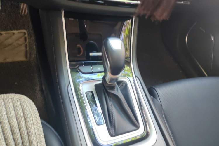Used CHANGAN Ruicheng CC 2020 1.5T Automatic Chao Rui Trim Gear Lever