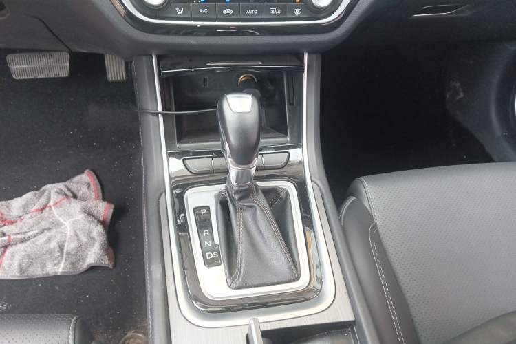 Used CHANGAN Ruicheng CC 2020 1.5T Automatic Chao Rui Trim Gear Lever