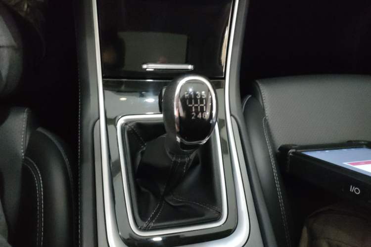 Used CHANGAN Ruicheng CC 2020 1.5T Manual Xuanrui Model Gear Lever