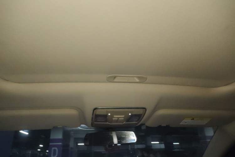 Used CHANGAN Ruicheng CC 2020 1.5T Automatic Xuanrui Model Headliner