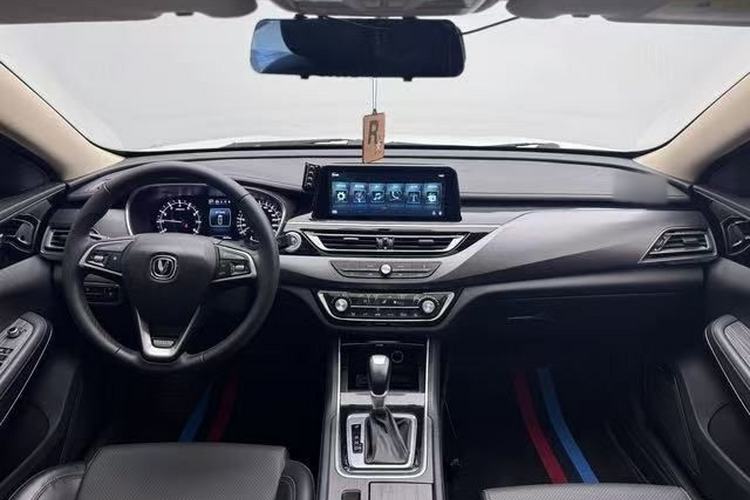 Used CHANGAN Ruicheng CC 2020 1.5T Automatic Xuanrui Model Interior 1