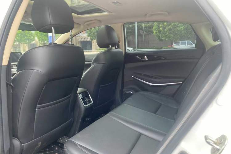 Used CHANGAN Ruicheng CC 2020 1.5T Automatic Chao Rui Trim Interior 2