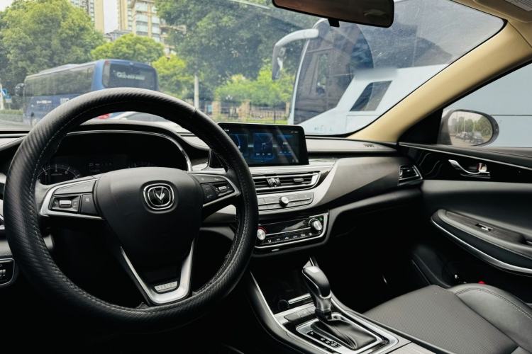 Used CHANGAN Ruicheng CC 2020 1.5T Automatic Chao Rui Trim Interior 2