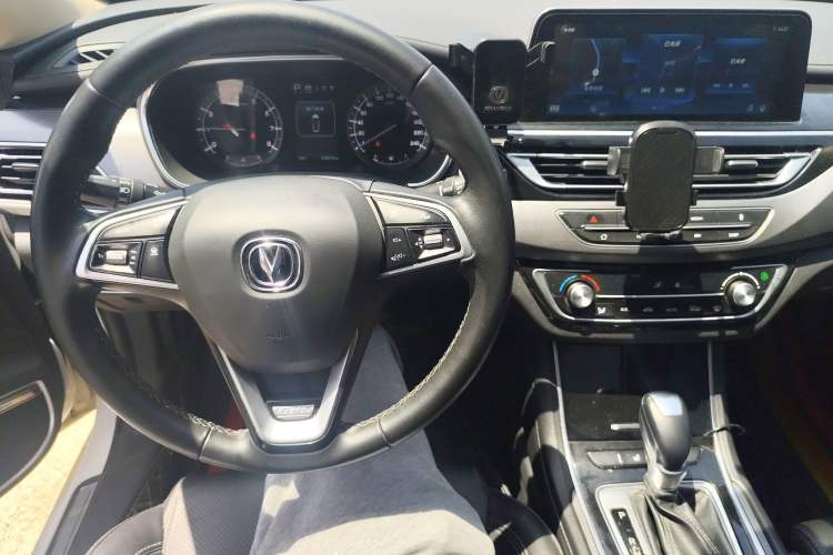 Used CHANGAN Ruicheng CC 2020 1.5T Automatic Chao Rui Trim Interior 3